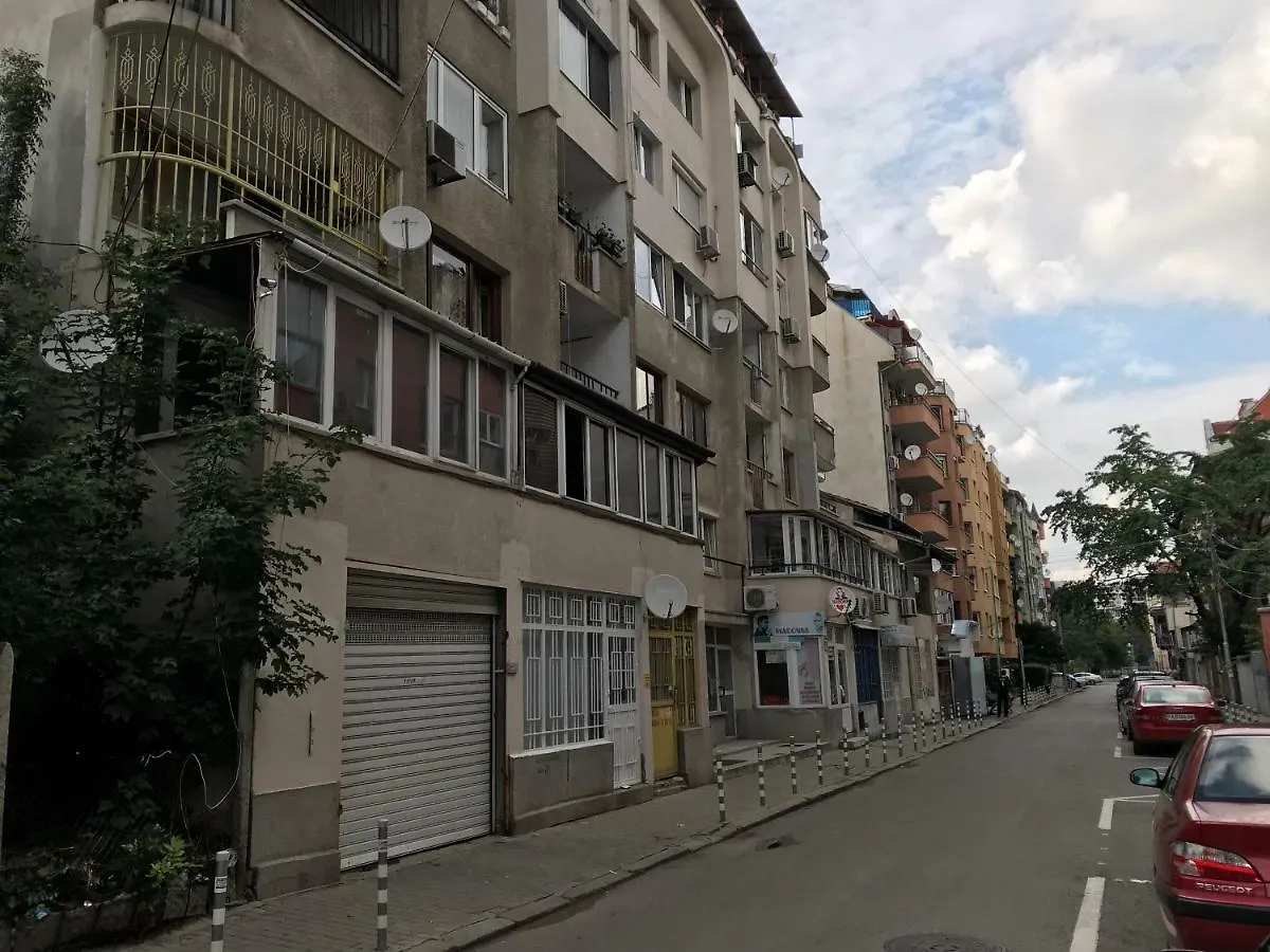 Apartament Bella Vista - Cosy 1Bd Flat With A Big Terrace Sofia